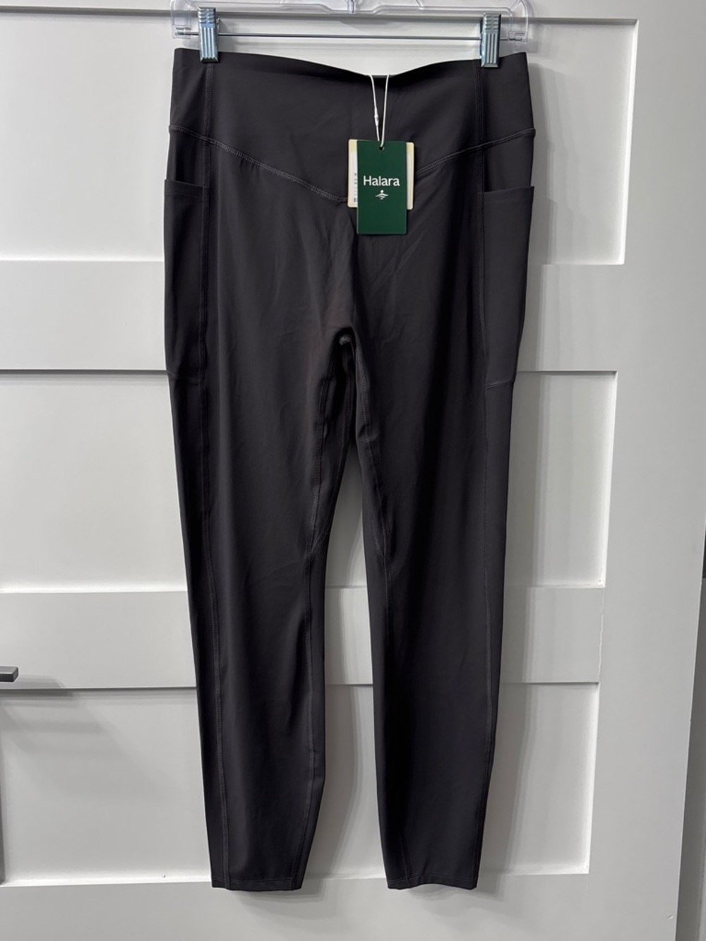 Halara NWT Ultra Sculpt Grey Athleisure Leggings with Side Pockets